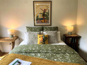Gully hideaway apartment